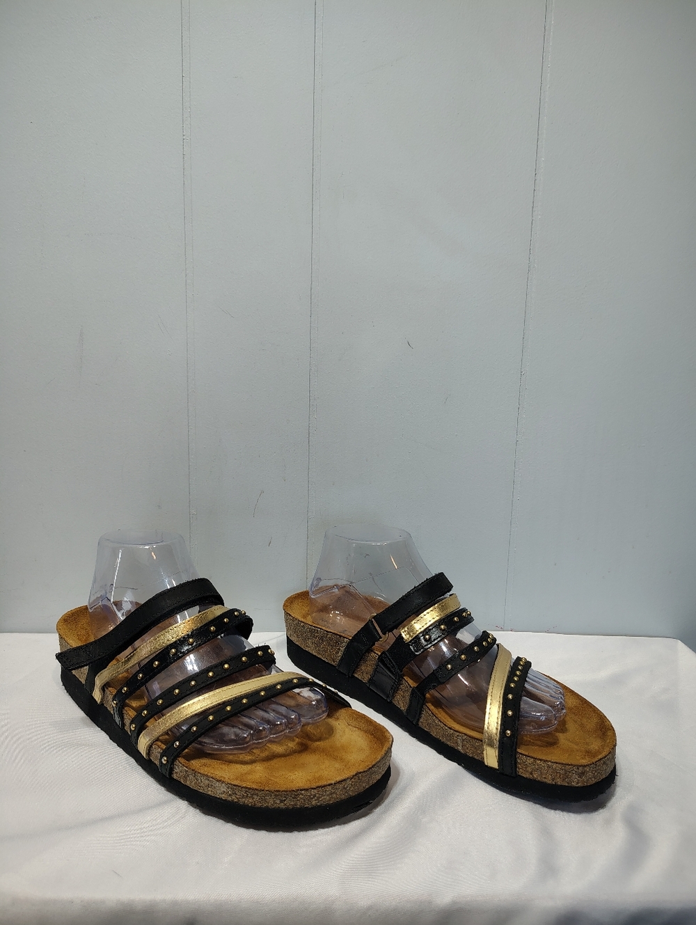 Naot Prescott Sandals Women’s EU 41 US 10 Black Gold Studded Leather Comfort